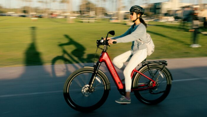 Velotric Discover 2 E-Bike, Step-Thru (Cherry Crimson Red) - Image 2